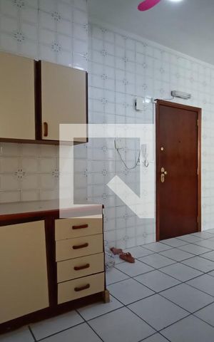 Apartamento para alugar com 83m², 3 quartos e 2 vagas Apartamento para alugar com 83m², 3 quartos e 2 vagasCozinha - Armários