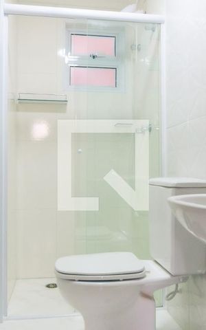 Apartamento para alugar com 67m², 3 quartos e 1 vaga Apartamento para alugar com 67m², 3 quartos e 1 vagaBanheiro social