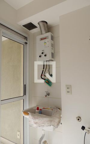 Apartamento à venda com 60m², 2 quartos e 1 vagaÁrea de Serviço