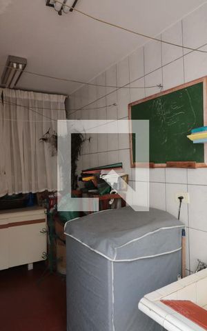 Casa à venda com 220m², 3 quartos e 2 vagasÁrea de Serviço