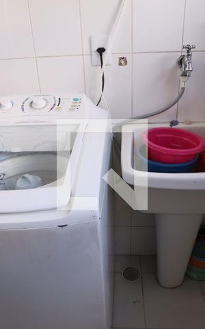 Apartamento à venda com 72m², 3 quartos e 1 vaga Apartamento à venda com 72m², 3 quartos e 1 vagaLavanderia