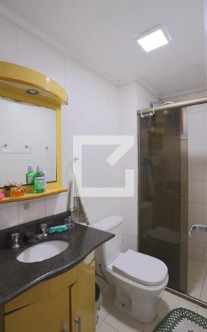 Apartamento à venda com 72m², 3 quartos e 1 vaga Apartamento à venda com 72m², 3 quartos e 1 vagaBanheiro