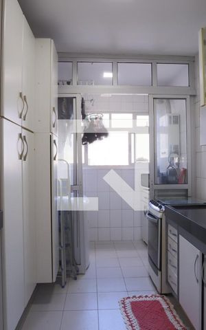 Apartamento à venda com 72m², 3 quartos e 1 vaga Apartamento à venda com 72m², 3 quartos e 1 vagaCozinha