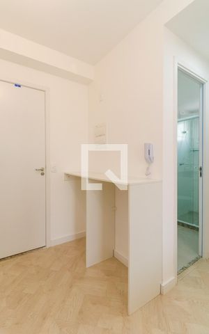 Apartamento para alugar com 32m², 1 quarto e sem vaga Apartamento para alugar com 32m², 1 quarto e sem vagaSala