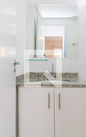 Apartamento para alugar com 32m², 1 quarto e sem vaga Apartamento para alugar com 32m², 1 quarto e sem vagaBanheiro
