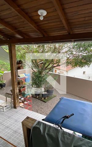 Casa à venda com 81m², 2 quartos e 1 vagaÁrea Externa