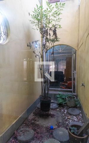 Casa à venda com 180m², 3 quartos e 2 vagas Casa à venda com 180m², 3 quartos e 2 vagasJardim de inverno
