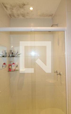 Apartamento à venda com 55m², 2 quartos e 1 vagaBanheiro social