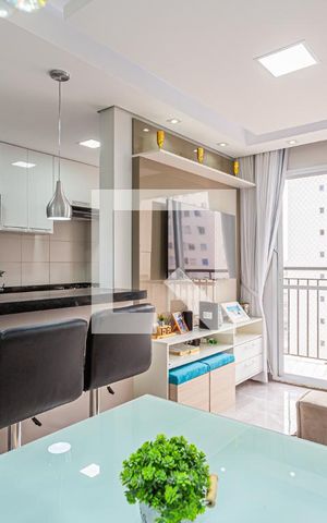 Apartamento à venda com 57m², 3 quartos e 1 vaga Apartamento à venda com 57m², 3 quartos e 1 vagaSala