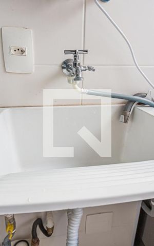 Apartamento à venda com 57m², 3 quartos e 1 vaga Apartamento à venda com 57m², 3 quartos e 1 vagaDetalhe da Área de Serviço