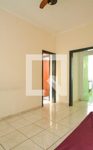 Apartamento para alugar com 63m², 2 quartos e sem vagaSala