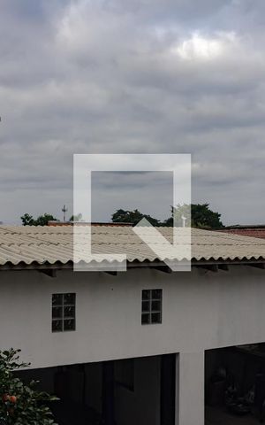 Casa à venda com 216m², 3 quartos e 2 vagas Casa à venda com 216m², 3 quartos e 2 vagasVista do Quarto 3
