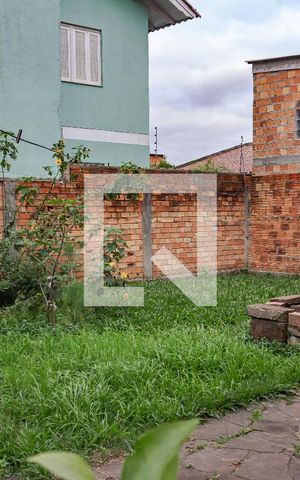 Casa à venda com 216m², 3 quartos e 2 vagas Casa à venda com 216m², 3 quartos e 2 vagasQuintal