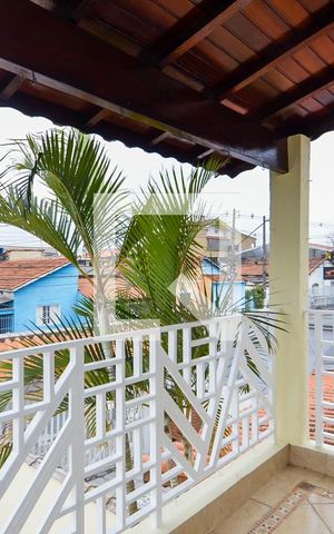 Casa à venda com 184m², 4 quartos e 2 vagasVaranda da Suíte 2