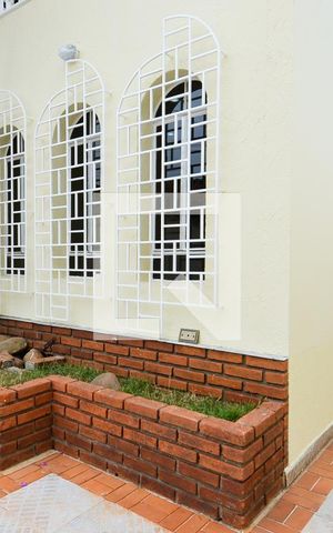 Casa à venda com 184m², 4 quartos e 2 vagasCorredor de Entrada
