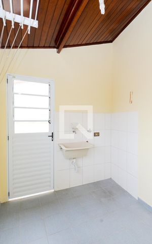 Casa à venda com 184m², 4 quartos e 2 vagasÁrea de Serviço
