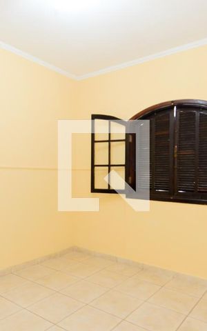 Casa à venda com 184m², 4 quartos e 2 vagasSuíte 1