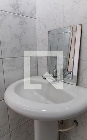Casa à venda com 150m², 2 quartos e 2 vagas Casa à venda com 150m², 2 quartos e 2 vagasBanheiro
