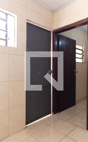 Casa à venda com 150m², 2 quartos e 2 vagas Casa à venda com 150m², 2 quartos e 2 vagasLavanderia