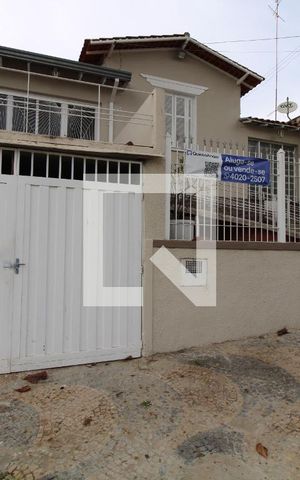 Casa à venda com 78m², 2 quartos e 1 vagaFachada
