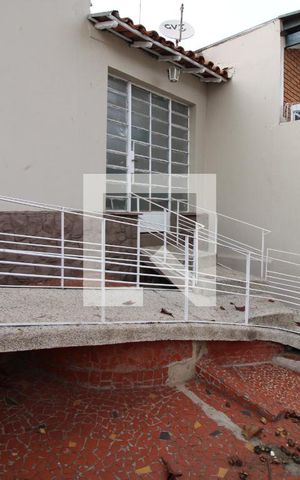 Casa à venda com 78m², 2 quartos e 1 vagaFachada