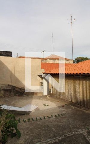Casa à venda com 78m², 2 quartos e 1 vagaQuintal