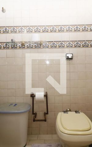 Casa à venda com 140m², 4 quartos e 2 vagasBanheiro da Suíte 2