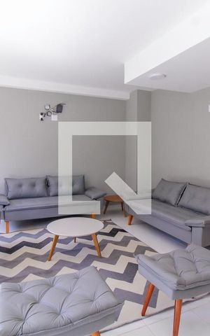 Apartamento à venda com 30m², 1 quarto e sem vaga Apartamento à venda com 30m², 1 quarto e sem vagaÁrea comum - Salão de festas