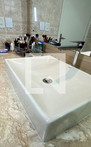 Apartamento à venda com 235m², 3 quartos e 1 vagaBanheiro 3