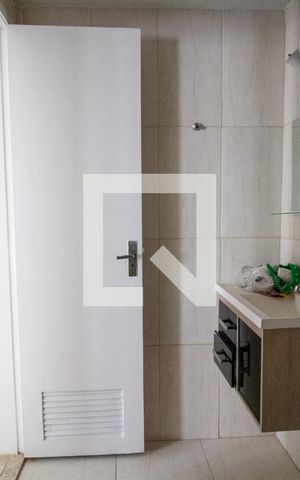 Apartamento para alugar com 58m², 2 quartos e 2 vagas Apartamento para alugar com 58m², 2 quartos e 2 vagasBanheiro
