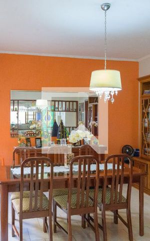 Casa à venda com 164m², 3 quartos e 3 vagas Casa à venda com 164m², 3 quartos e 3 vagasSala de Jantar