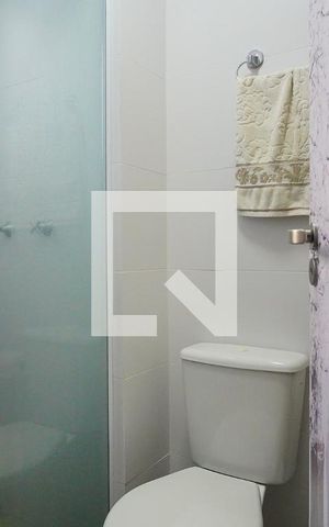 Apartamento à venda com 62m², 2 quartos e 1 vagaSuíte banheiro 
