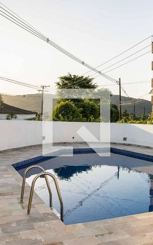 Apartamento para alugar com 137m², 2 quartos e 1 vaga Apartamento para alugar com 137m², 2 quartos e 1 vagaÁrea comum - Piscina