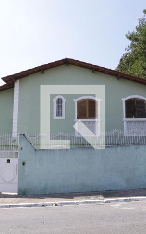 Casa à venda com 164m², 3 quartos e 1 vagaFachada
