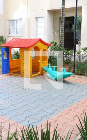 Apartamento para alugar com 40m², 2 quartos e sem vagaÁrea comum - Playground