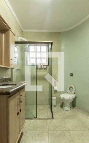 Casa para alugar com 197m², 3 quartos e 3 vagas Casa para alugar com 197m², 3 quartos e 3 vagasBanheiro da Suíte