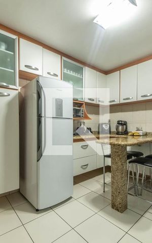 Casa para alugar com 197m², 3 quartos e 3 vagas Casa para alugar com 197m², 3 quartos e 3 vagasCozinha