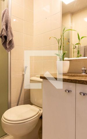 Apartamento para alugar com 83m², 2 quartos e 2 vagasBanheiro