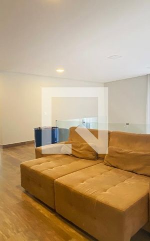 Casa de condomínio para alugar com 430m², 5 quartos e 6 vagasSala de TV