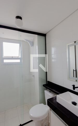 Apartamento para alugar com 50m², 2 quartos e 1 vaga Apartamento para alugar com 50m², 2 quartos e 1 vagaBanheiro