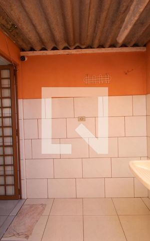 Casa para alugar com 67m², 2 quartos e 2 vagas Casa para alugar com 67m², 2 quartos e 2 vagasÁrea de Serviço