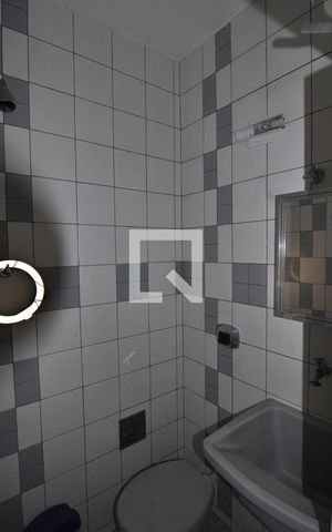 Casa à venda com 206m², 5 quartos e 1 vagaBanheiro