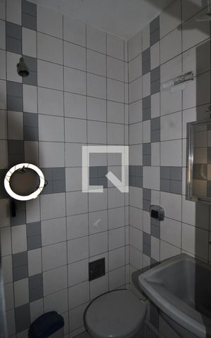 Casa à venda com 206m², 5 quartos e 1 vagaBanheiro