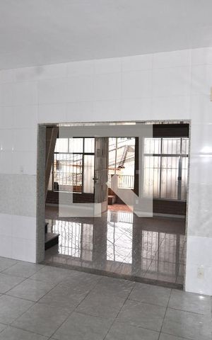 Casa à venda com 206m², 5 quartos e 1 vagaSala de Jantar