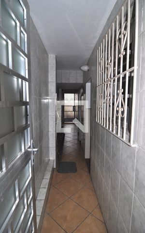 Casa à venda com 206m², 5 quartos e 1 vagaCorredor Lateral