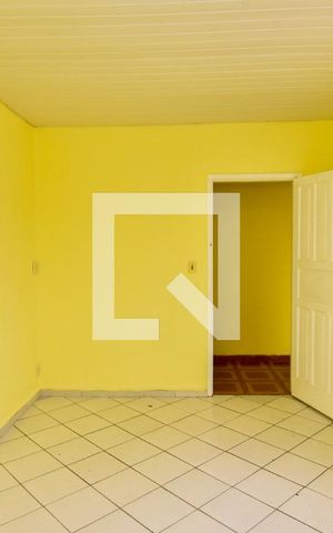 Casa para alugar com 45m², 1 quarto e sem vaga Casa para alugar com 45m², 1 quarto e sem vagaQuarto