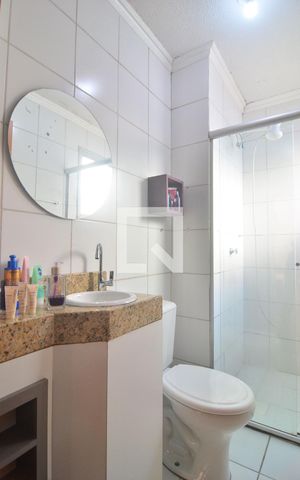 Apartamento à venda com 47m², 2 quartos e 1 vagaBanheiro 