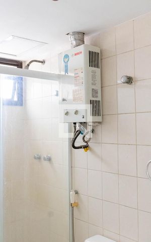 Apartamento à venda com 77m², 3 quartos e 1 vaga Apartamento à venda com 77m², 3 quartos e 1 vagaBanheiro 1