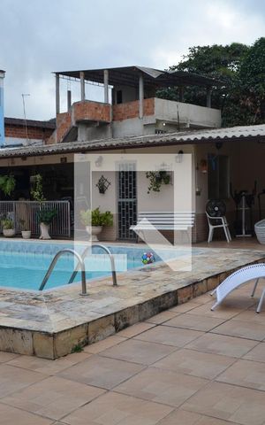 Casa à venda com 210m², 3 quartos e 6 vagasÁrea Externa