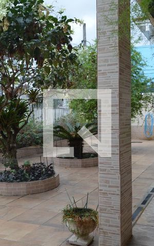 Casa à venda com 210m², 3 quartos e 6 vagasÁrea Externa